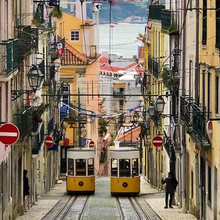 Fantastic Duplex In Private At Graça