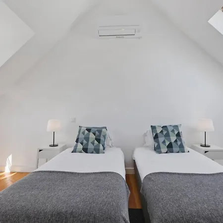 Fantastic Duplex In Private At Graca Apartment