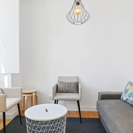 Fantastic Duplex In Private At Graca Apartment