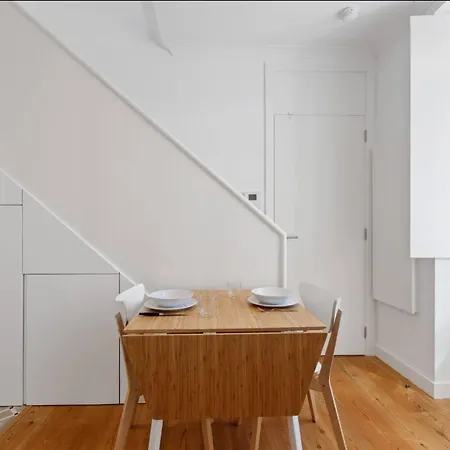 아파트 Fantastic Duplex In Private At Graca 리스본
